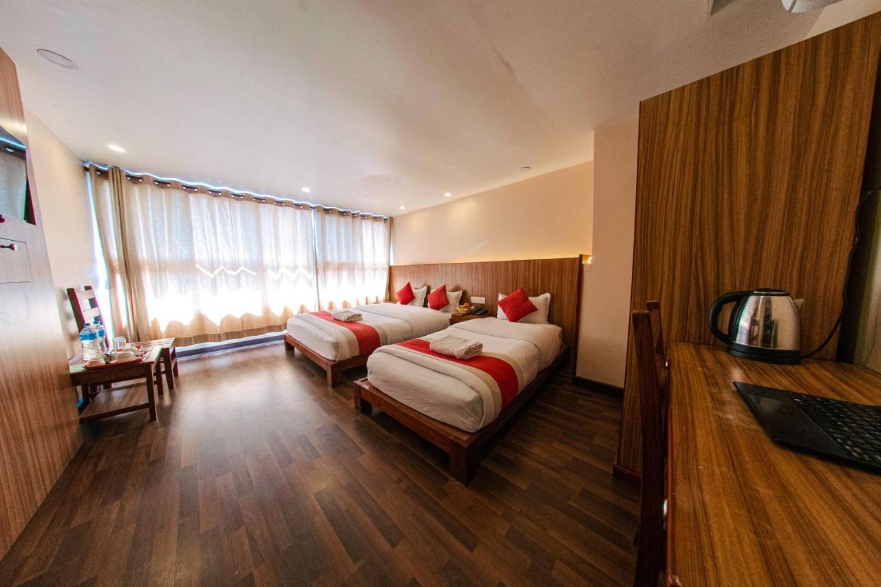 Hotel Chhimeki Катманду Екстериор снимка