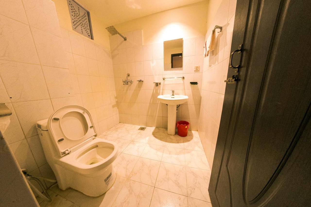 Hotel Chhimeki Катманду Екстериор снимка