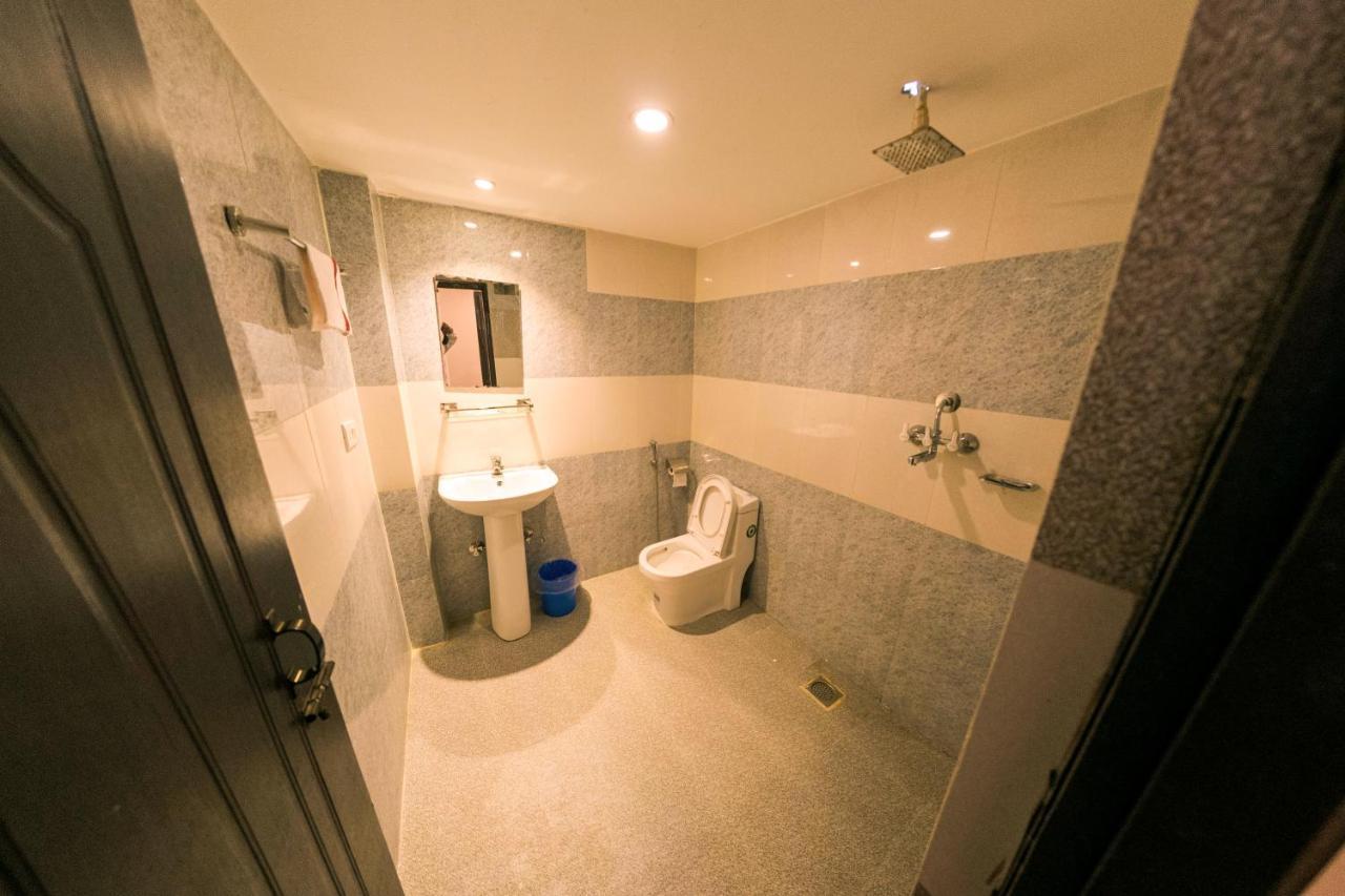 Hotel Chhimeki Катманду Екстериор снимка