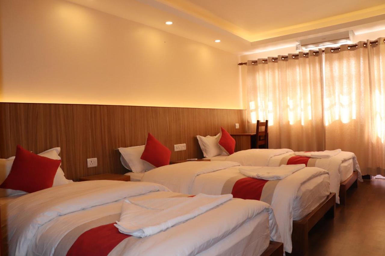 Hotel Chhimeki Катманду Екстериор снимка